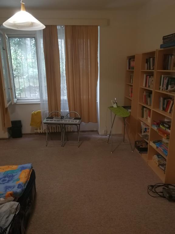 Flat 18 Minutes From Vaclavske Namesti Prague Luaran gambar